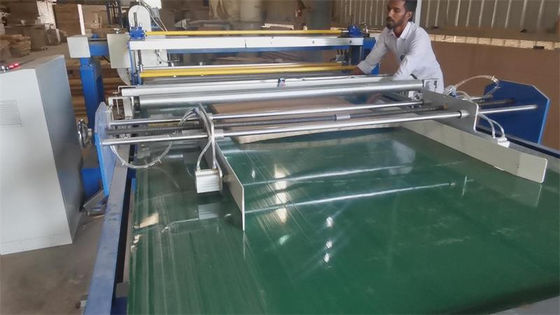 NCC-1300 Control PLC Cortador cruzado de tablero de panal de abejas con operación de pantalla táctil