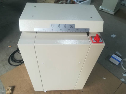Máquina de trituración de cartón industrial ondulado de una sola capa 8m/min 220V 50HZ