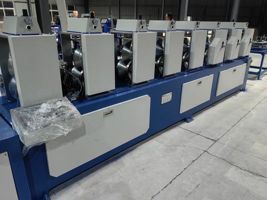 Máquina automática de hacer protector de borde de perfil L 15.3KW 40m/min Velocidad